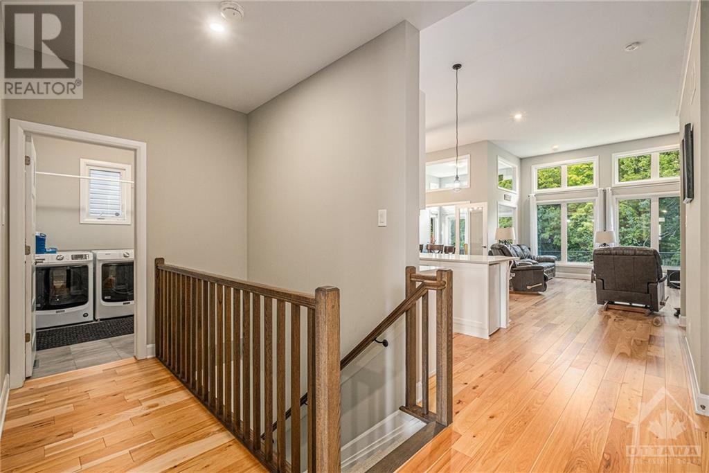 770 Du Rivage Street, Rockland, Ontario  K4K 0K8 - Photo 3 - 1361372