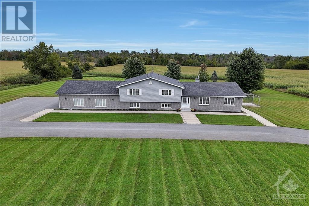 6537 FIRST LINE ROAD, ottawa, Ontario