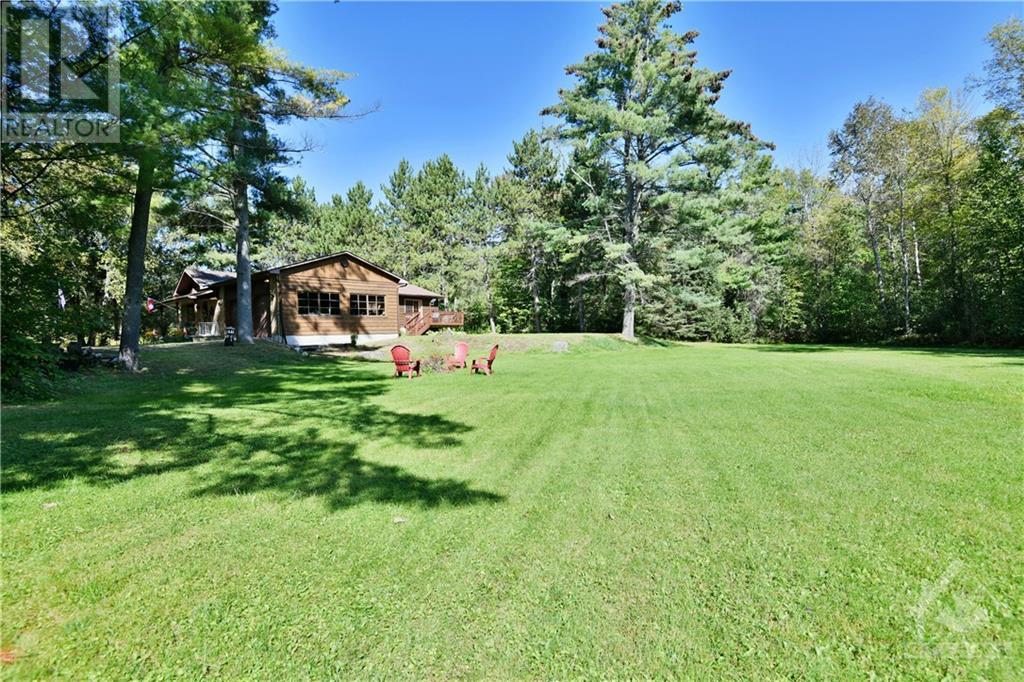 2289 Ross Road, Pembroke, Ontario  K8A 6W4 - Photo 9 - 1361710