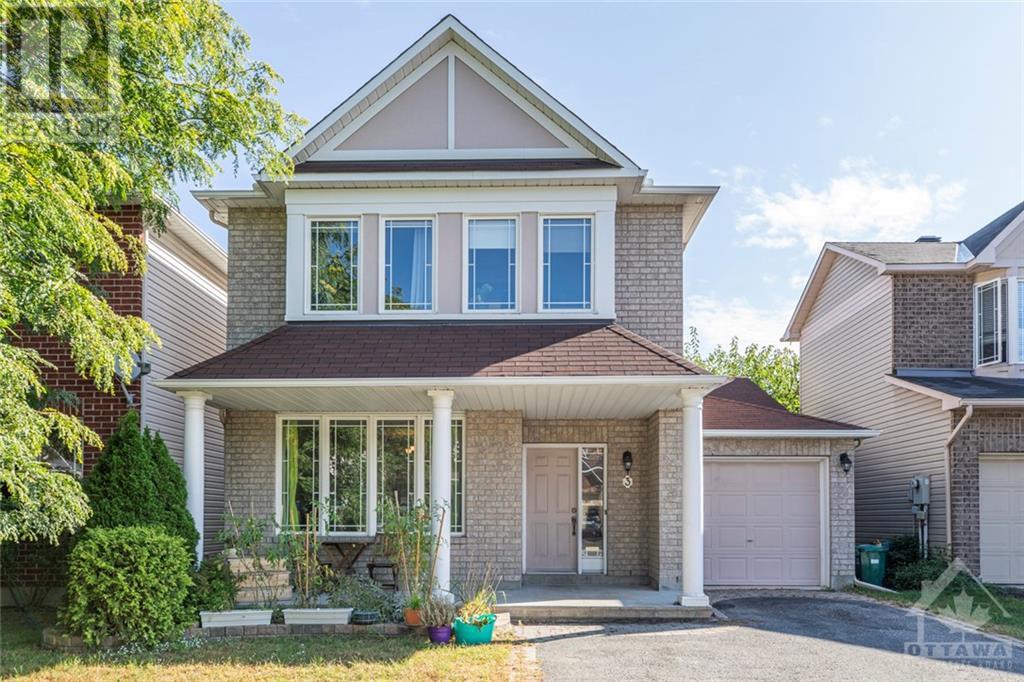3 GATESHEAD AVENUE, ottawa, Ontario