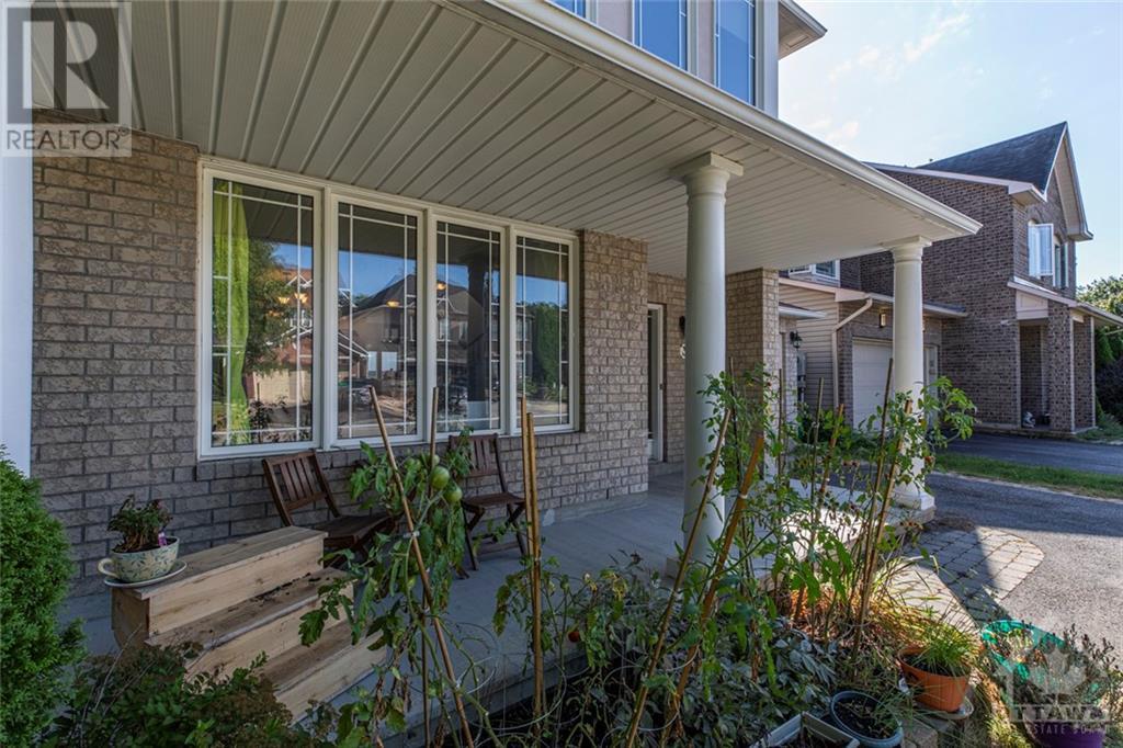 3 Gateshead Avenue, Ottawa, Ontario  K2K 2G3 - Photo 2 - 1360780