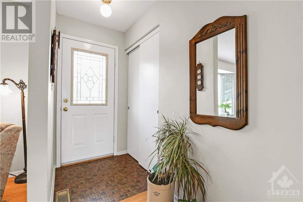 4425 Mcdougall Road, Elizabethtown, Ontario  K6V 5T4 - Photo 3 - 1361953