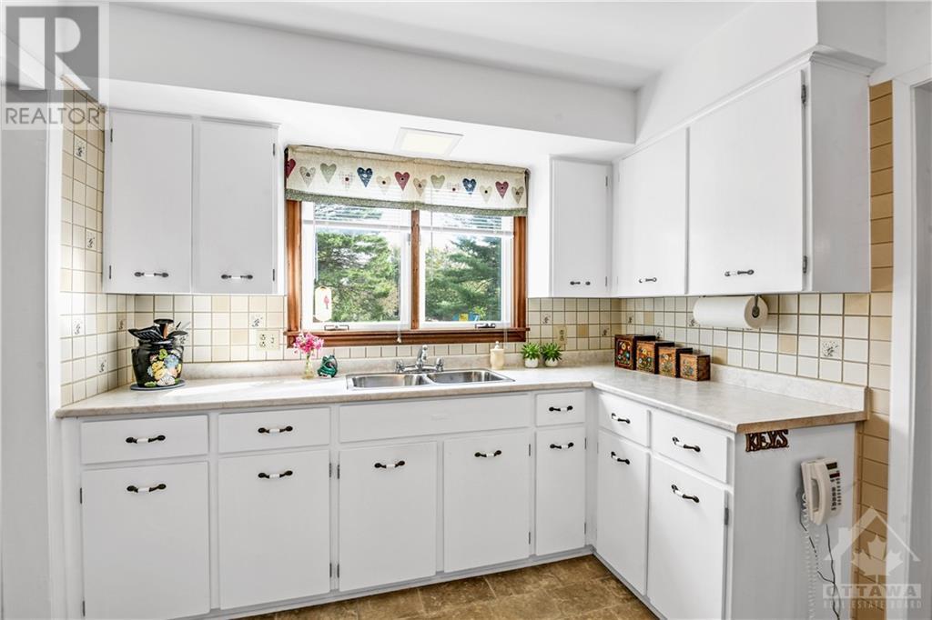 4425 Mcdougall Road, Elizabethtown, Ontario  K6V 5T4 - Photo 8 - 1361953