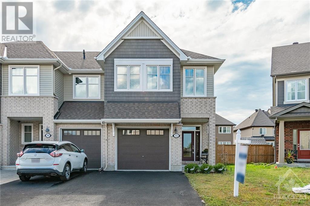 92 ERIC MALONEY WAY, gloucester, Ontario