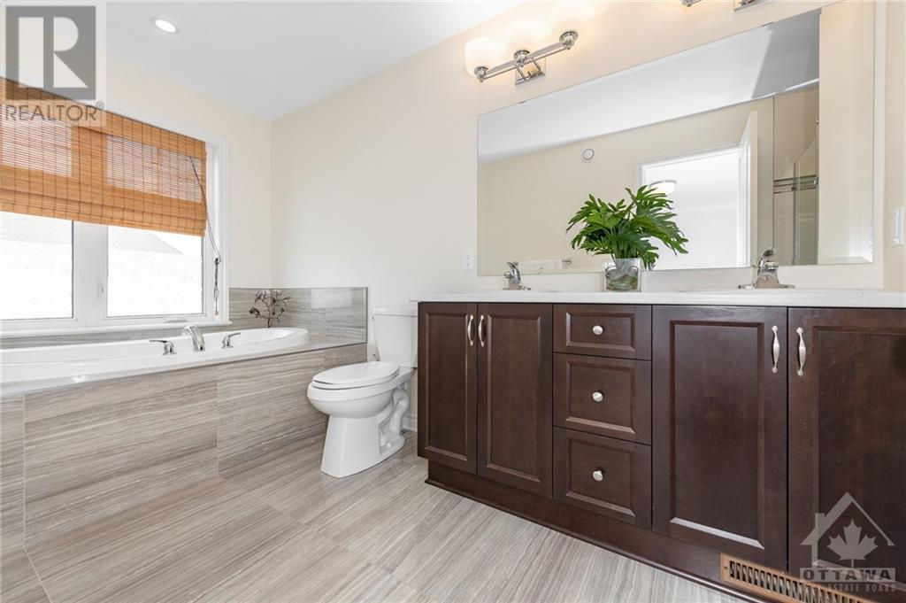 92 Eric Maloney Way, Gloucester, Ontario  K1T 0R2 - Photo 16 - 1361684