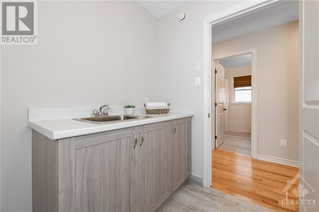 92 Eric Maloney Way, Gloucester, Ontario  K1T 0R2 - Photo 24 - 1361684