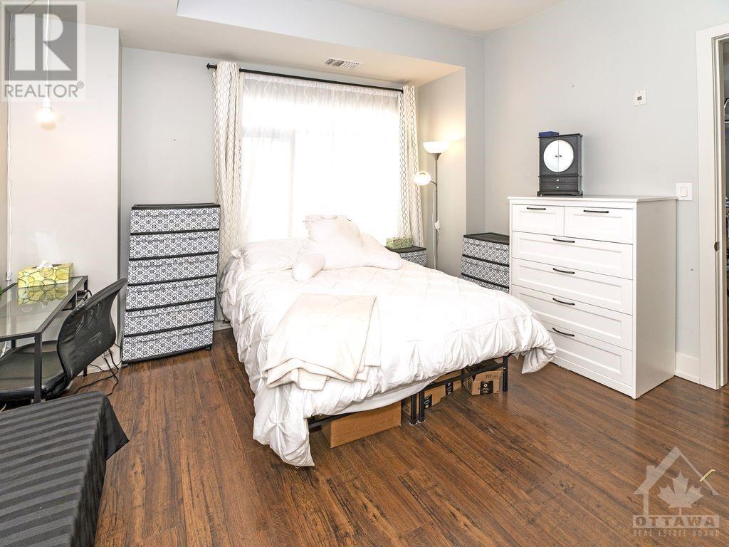 100 Champagne Avenue S Unit#1004, Ottawa, Ontario  K1S 4P4 - Photo 17 - 1361861