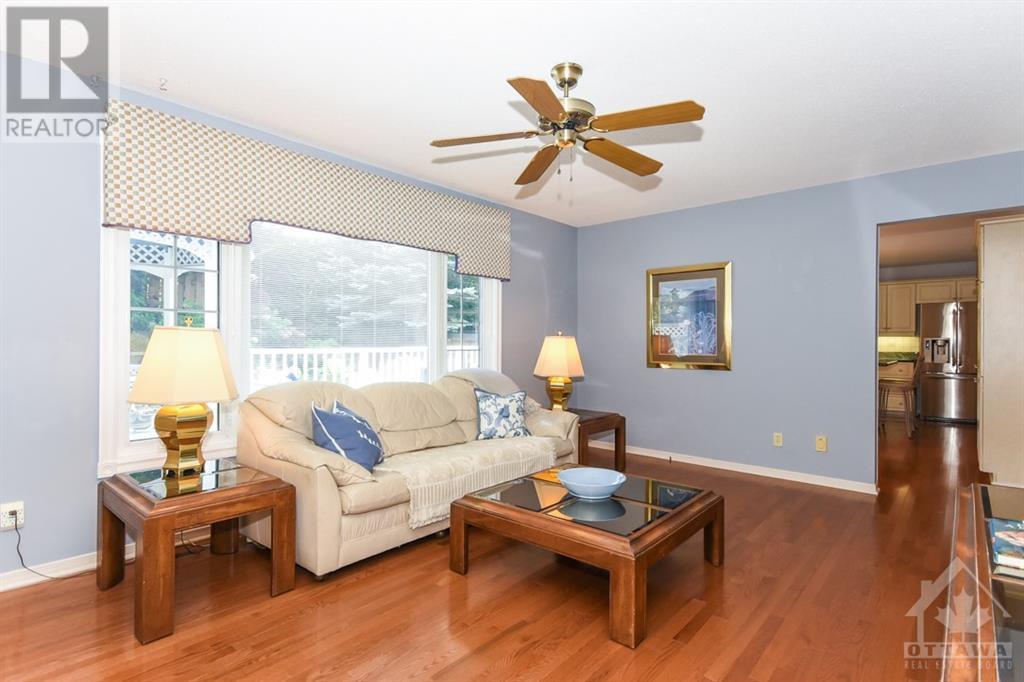231 Walden Drive, Ottawa, Ontario  K2K 2M3 - Photo 13 - 1361577