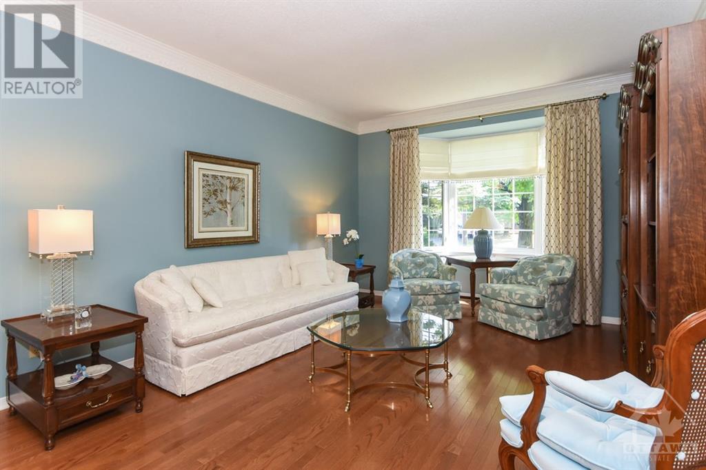 231 Walden Drive, Ottawa, Ontario  K2K 2M3 - Photo 4 - 1361577
