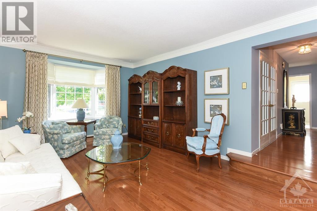 231 Walden Drive, Ottawa, Ontario  K2K 2M3 - Photo 5 - 1361577