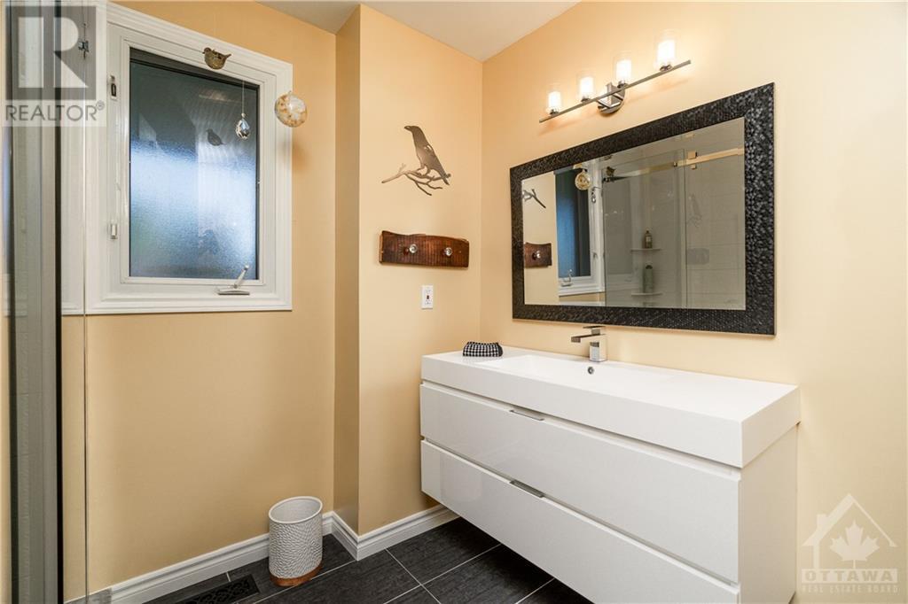 6528 Marina Drive, Manotick, Ontario  K4M 1B3 - Photo 12 - 1361460
