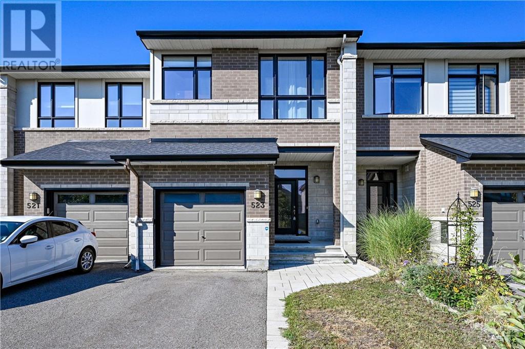 523 EARNSCLIFFE GROVE, ottawa, Ontario