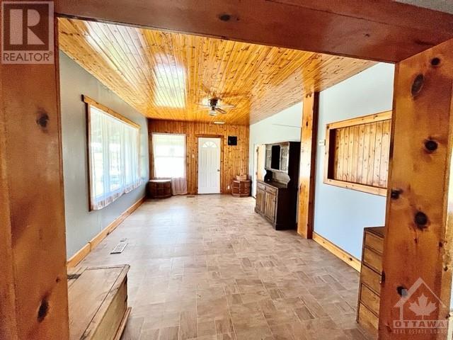 12145 County Rd 5 Road, Williamsburg, Ontario  K0C 2H0 - Photo 9 - 1361024