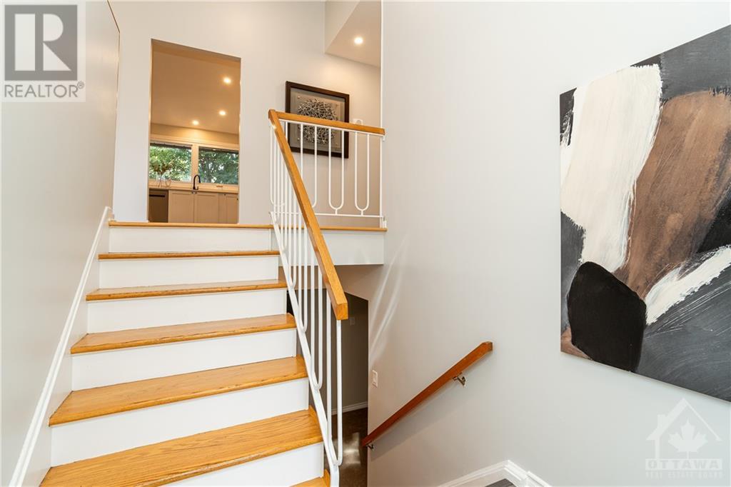 36 Parkglen Drive, Ottawa, Ontario  K2G 3G8 - Photo 3 - 1361153