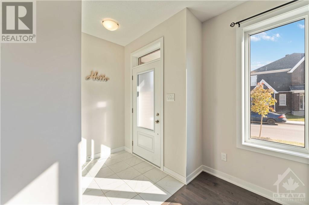 3028 Travertine Way, Ottawa, Ontario  K2J 6H3 - Photo 2 - 1360565