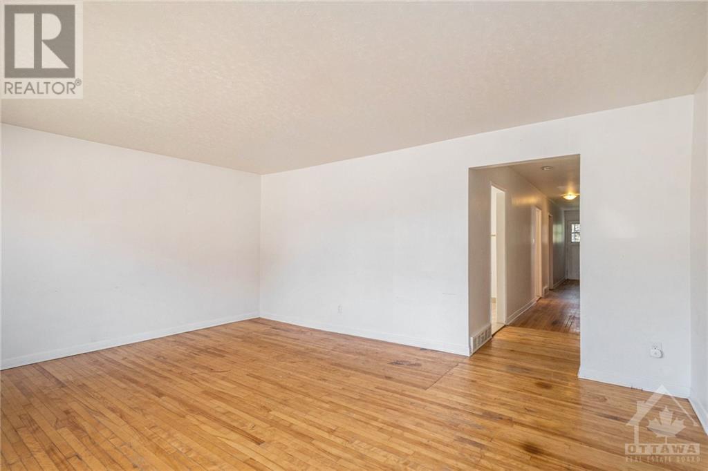 910 Watson Street Unit#2, Ottawa, Ontario  K2B 6B9 - Photo 3 - 1361833