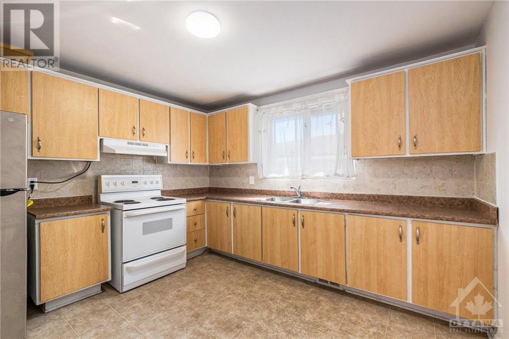 910 Watson Street Unit#2, Ottawa, Ontario  K2B 6B9 - Photo 6 - 1361833