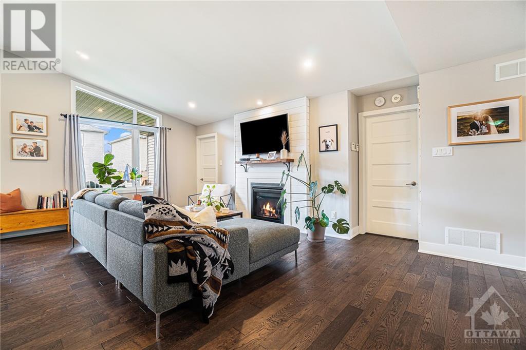 421 Central Park Boulevard, Russell, Ontario  K4R 1B5 - Photo 10 - 1362122