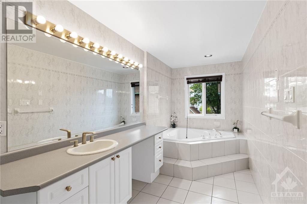 1093a Normandy Crescent, Ottawa, Ontario  K2C 0L9 - Photo 16 - 1351472
