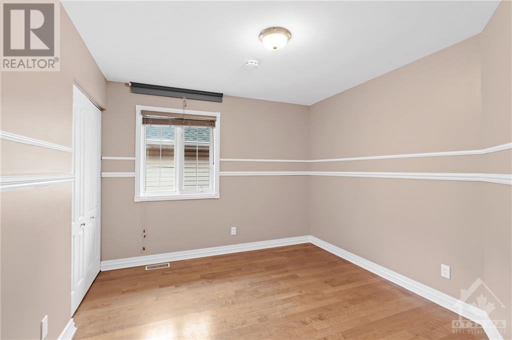 1093a Normandy Crescent, Ottawa, Ontario  K2C 0L9 - Photo 19 - 1351472