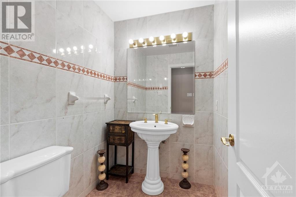 1093a Normandy Crescent, Ottawa, Ontario  K2C 0L9 - Photo 26 - 1351472