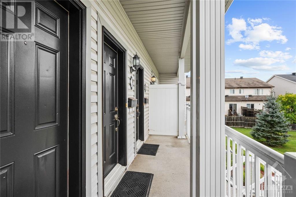105 Artesa Private Unit#l, Kanata, Ontario  K2S 0J8 - Photo 3 - 1362180