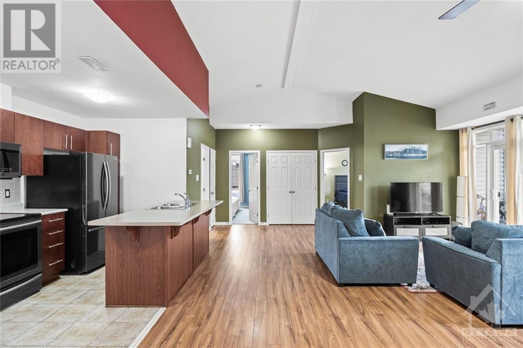 105 Artesa Private Unit#l, Kanata, Ontario  K2S 0J8 - Photo 5 - 1362180