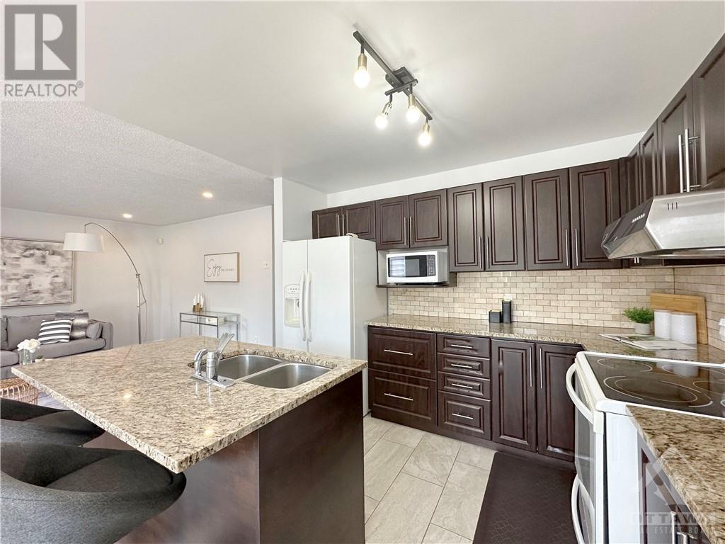 381 Cresthaven Drive, Ottawa, Ontario  K2G 6Z4 - Photo 10 - 1362176