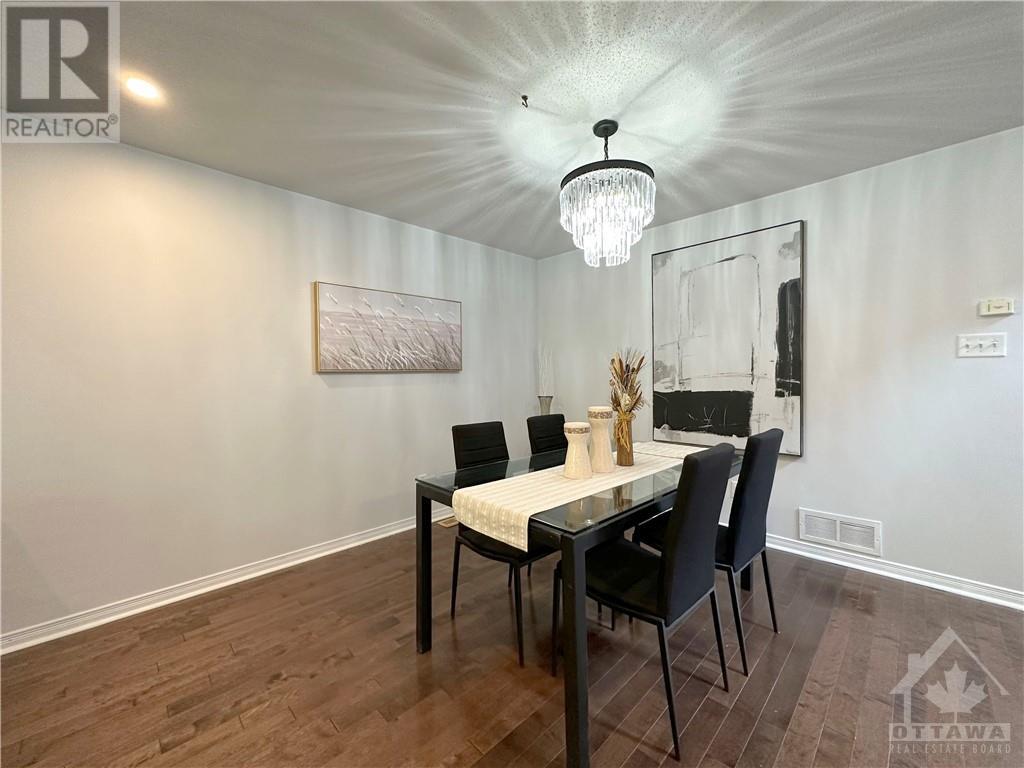 381 Cresthaven Drive, Ottawa, Ontario  K2G 6Z4 - Photo 12 - 1362176