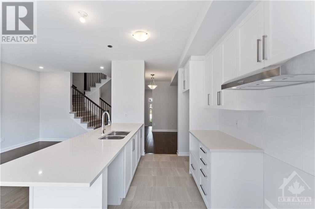 244 Tullaghan Heights, Ottawa, Ontario  K2J 7C1 - Photo 2 - 1361857