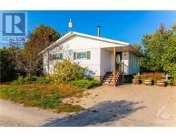 64 ROSSEL TRAIL, cobden, Ontario