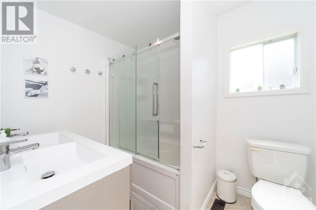 1111 Meadow Lane Road, Ottawa, Ontario  K4C 1C3 - Photo 16 - 1362223