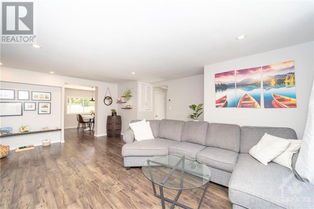 1111 Meadow Lane Road, Ottawa, Ontario  K4C 1C3 - Photo 6 - 1362223