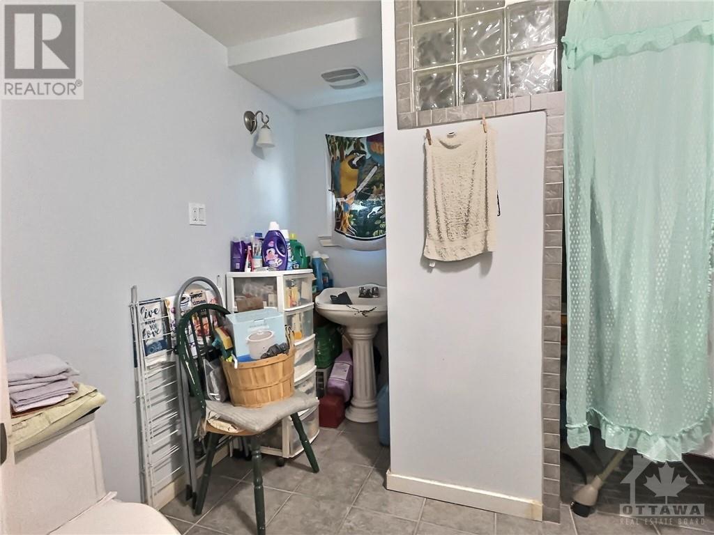 2083 Dundas Street, Cardinal, Ontario  K0E 1E0 - Photo 27 - 1362181