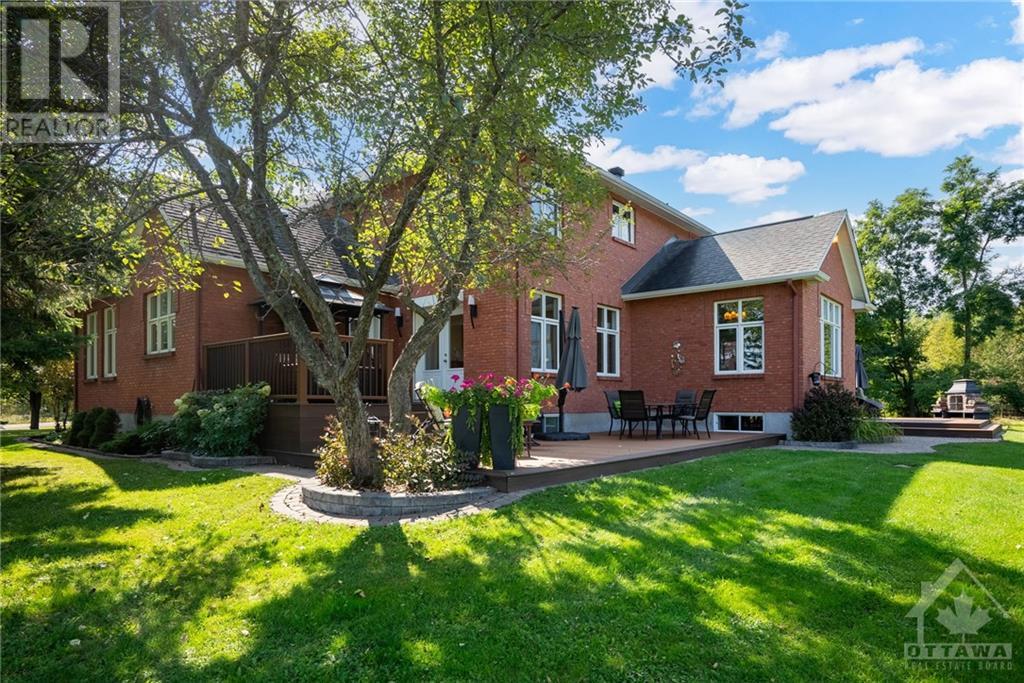 18 Marchbrook Circle, Ottawa, Ontario  K2W 1A1 - Photo 26 - 1362209