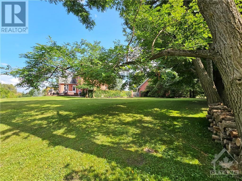 18 Marchbrook Circle, Ottawa, Ontario  K2W 1A1 - Photo 30 - 1362209
