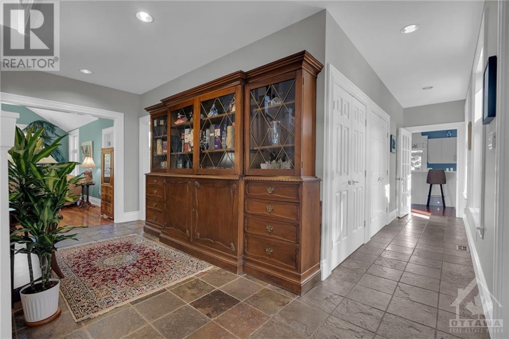 18 Marchbrook Circle, Ottawa, Ontario  K2W 1A1 - Photo 7 - 1362209