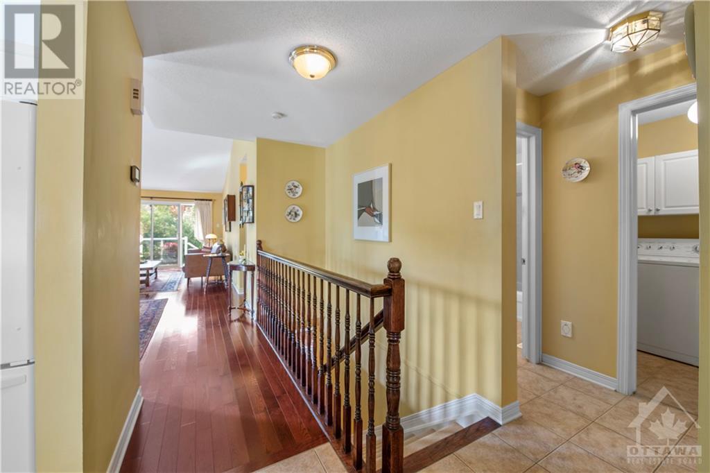 51 Waterthrush Crescent, Ottawa, Ontario  K2M 2T8 - Photo 4 - 1362150