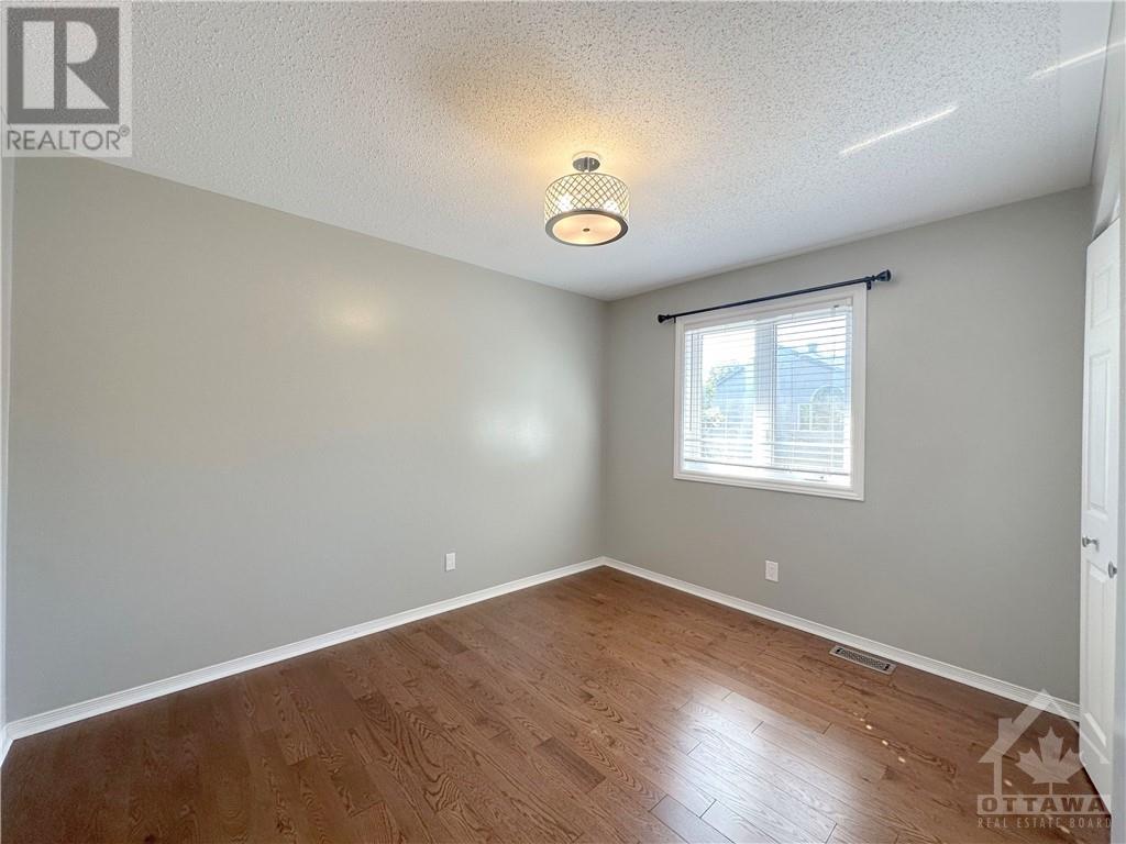 2 Shaughnessy Crescent, Kanata, Ontario  K2K 2P1 - Photo 24 - 1362272