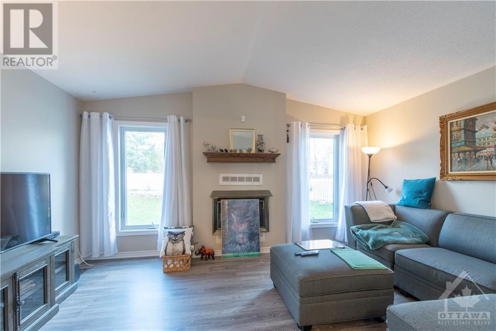 3 Boylston Lane, Ottawa, Ontario  K2L 2W1 - Photo 7 - 1361439