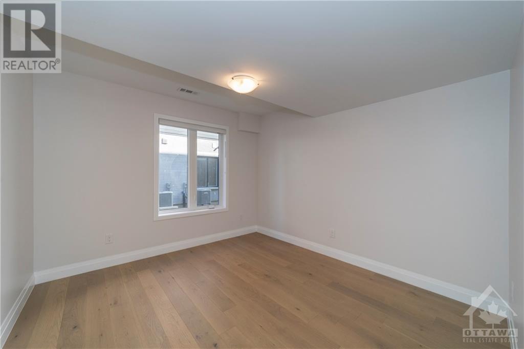 33 Bachman Terrace, Ottawa, Ontario  K2L 1W2 - Photo 4 - 1361475