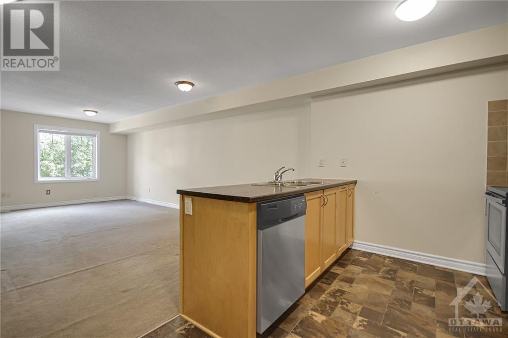 118 Lindenshade Drive Unit#a, Ottawa, Ontario  K2J 5R5 - Photo 10 - 1362291