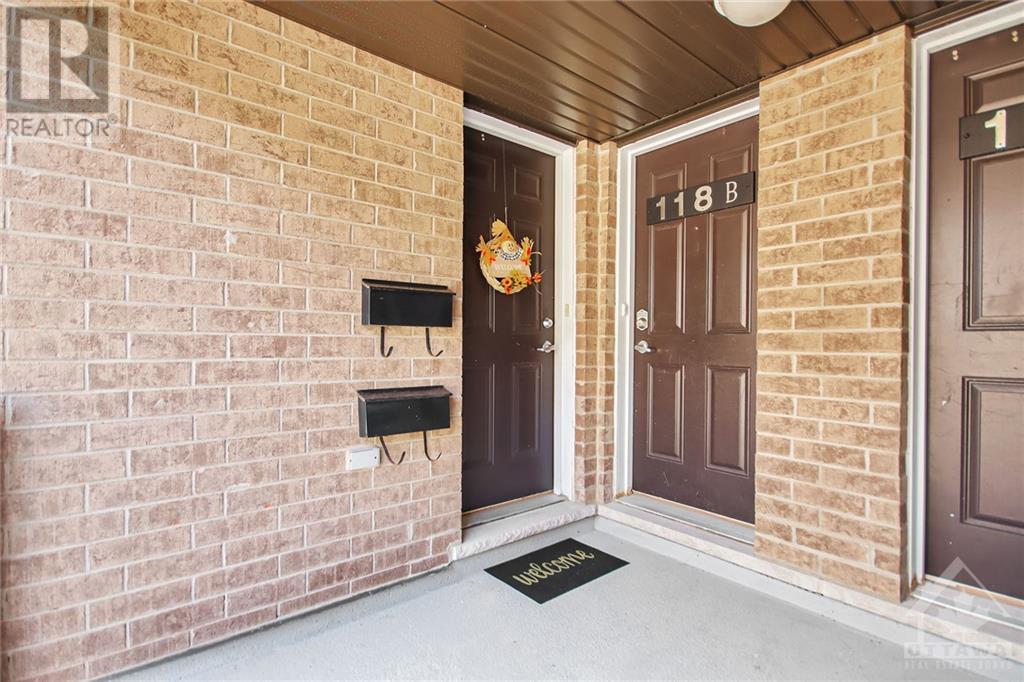 118 Lindenshade Drive Unit#a, Ottawa, Ontario  K2J 5R5 - Photo 2 - 1362291