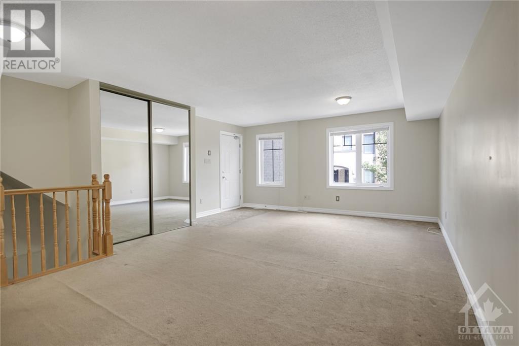 118 Lindenshade Drive Unit#a, Ottawa, Ontario  K2J 5R5 - Photo 4 - 1362291
