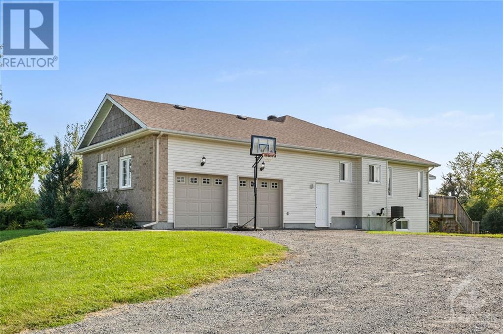 16 Canadian Drive, Ottawa, Ontario  K0A 1B0 - Photo 29 - 1362275