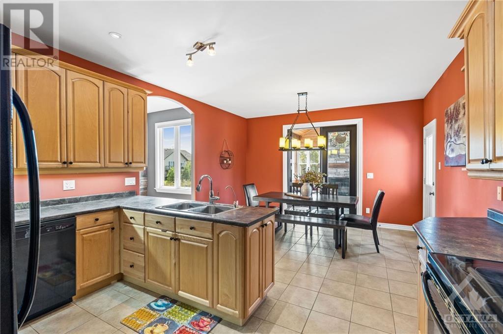 16 Canadian Drive, Ottawa, Ontario  K0A 1B0 - Photo 7 - 1362275