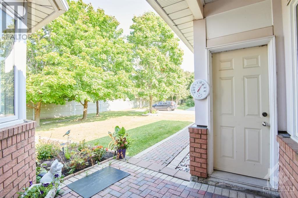 30 River Oaks Court, Stittsville, Ontario  K2S 1L3 - Photo 2 - 1362259