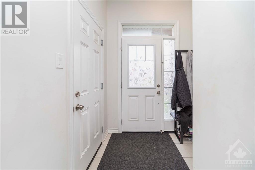 212 Willow Aster Circle, Ottawa, Ontario  K4A 1C9 - Photo 4 - 1362447