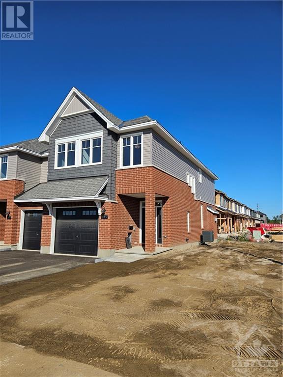 2397 Goldhawk Drive, Ottawa, Ontario  K2S 2X4 - Photo 2 - 1362660