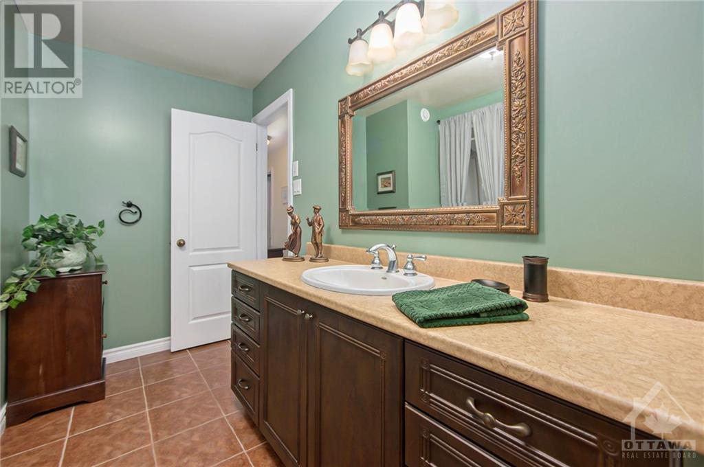 510 Du Ruisseau Street, Rockland, Ontario  K4K 1K7 - Photo 11 - 1362334
